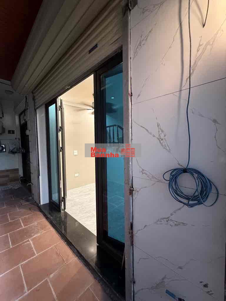 HIẾM BÁN NHÀ PHỐ TÂN MAI 17m 5TẦNG 1 NHÀ RA PHỐ