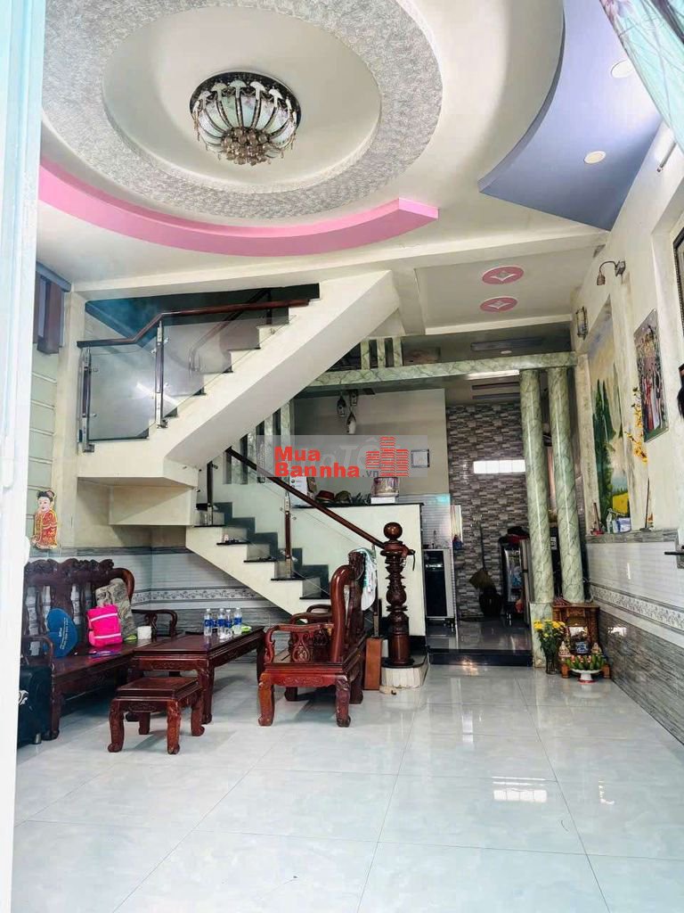 Nhà phố 5m x 11m. Đúc 3 Lầu 1/ Hẻm xe hơi thông Trương Thị Hoa - TTH07