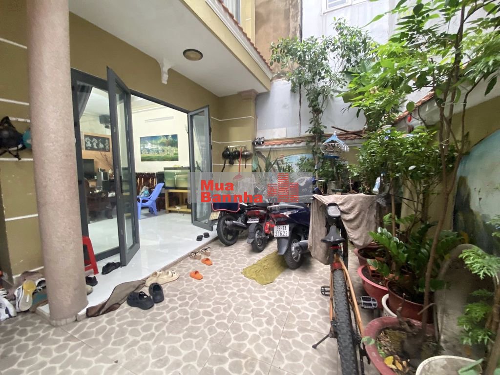 Villa Mini Nguyễn Xí gần Vicom- dt 80m2 ngàn 6m có sân rộng rãi-7.9 tỷ