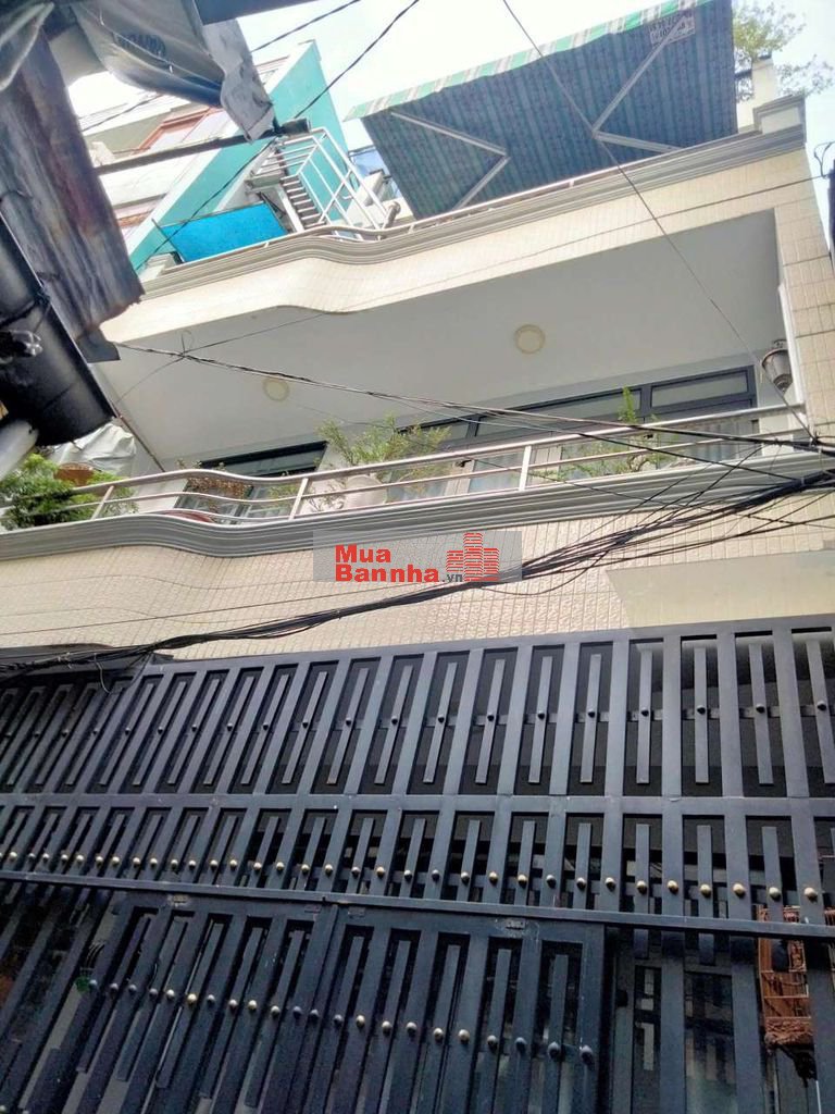 📣 Nhà 𝙑Ĩ𝙉𝙃 𝙑𝙄Ễ𝙉 kề Nguyễn Tri Phương , gần ĐH Kinh Tế .