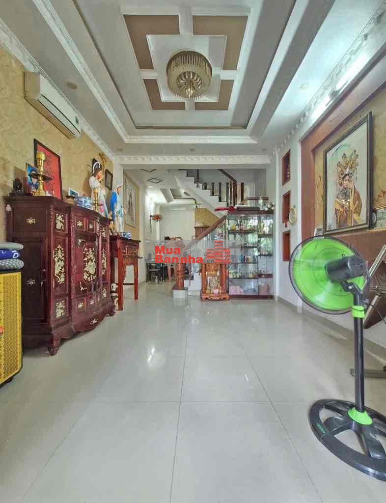 BÁN NHÀ 4 TẦNG HẺM XE HƠI 6M THỊ TRẤN NHÀ BÈ •Diện tích: 4 x 13m (52