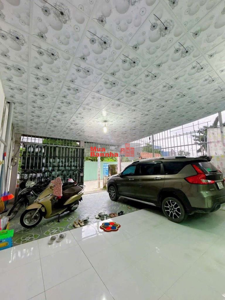 Bán nhà 2 tầng đường xe tải 6m thông,DT: 6 x 20 gần chợ Hóc Môn