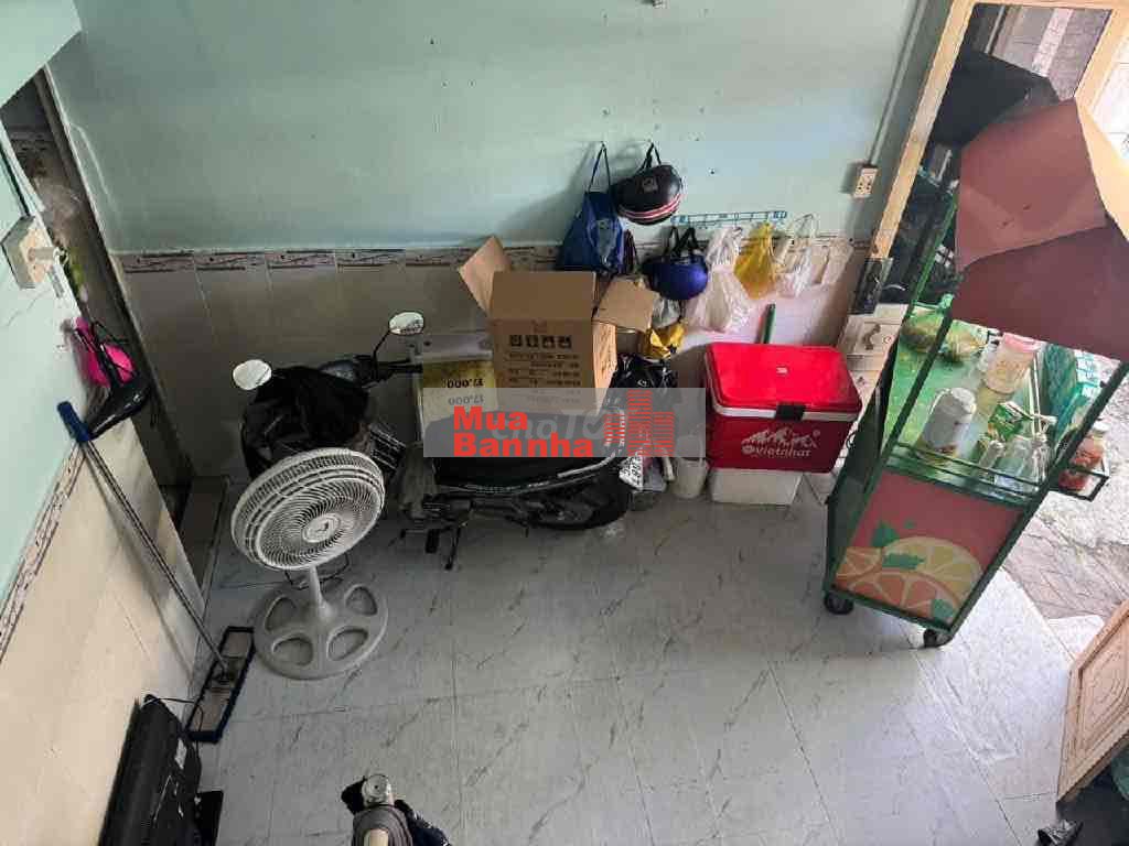 Kinh doanh được, nhà 2 tầng, Linh Tây, 18m2, 1,9 tỷ