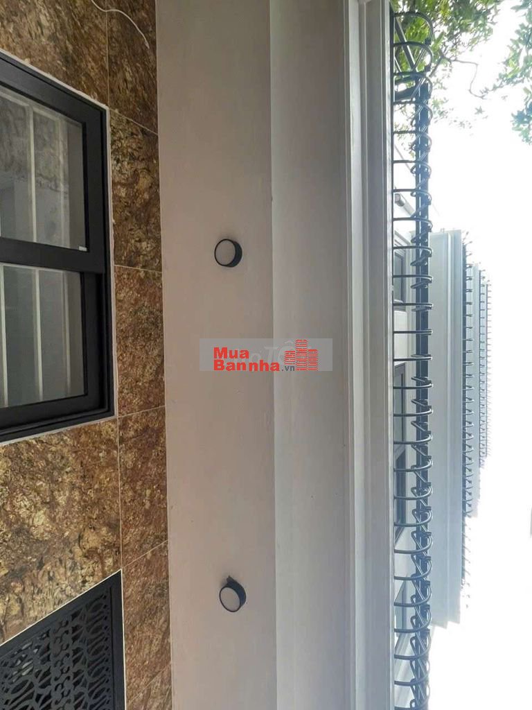 Bán Nhà Ngay Công Viên Trân Quang Diệu 50m Ô Tô Tránh 35m2 6T 9,78ty