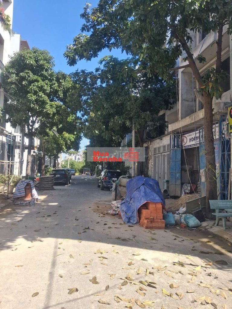 Bàn nhà 90 m2, 3 phòng ngủ, đường vườn lài 2/