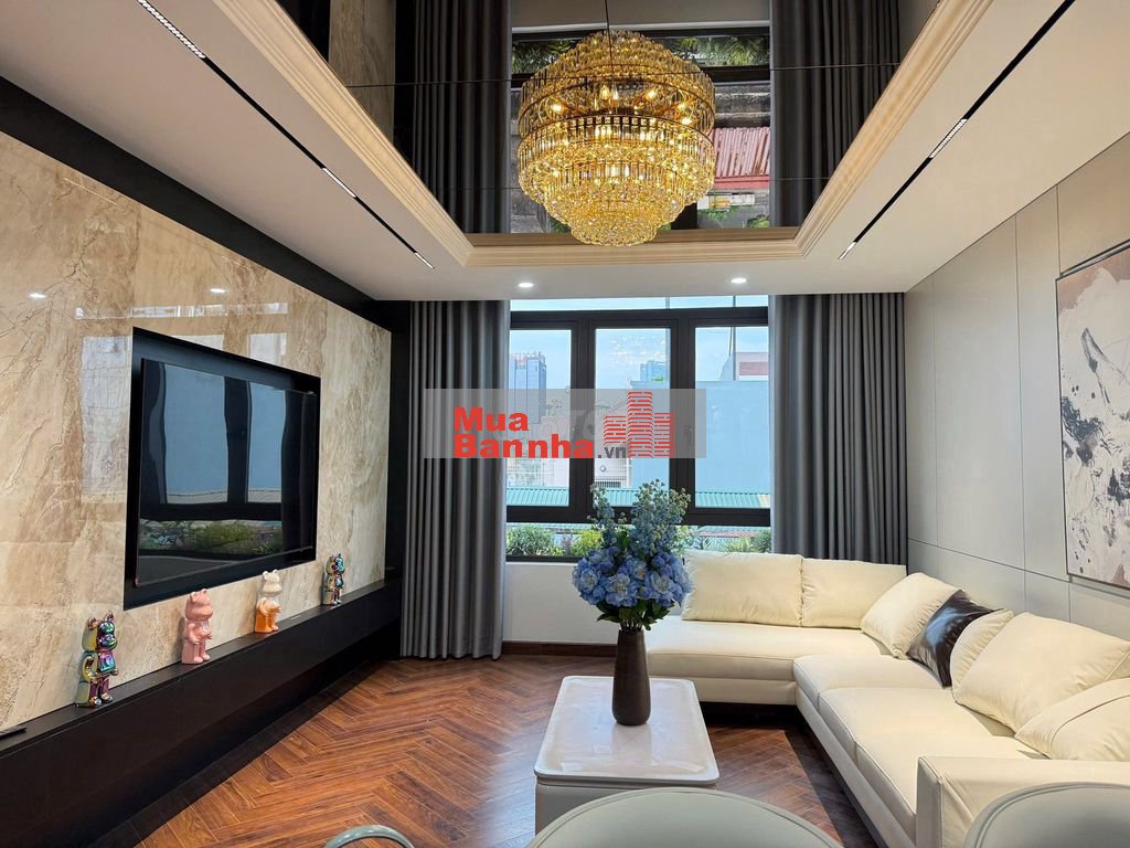 Nhà Minh Khai, gần oto, ngõ thoáng, cực nông, không QH, nội thất đẹp.