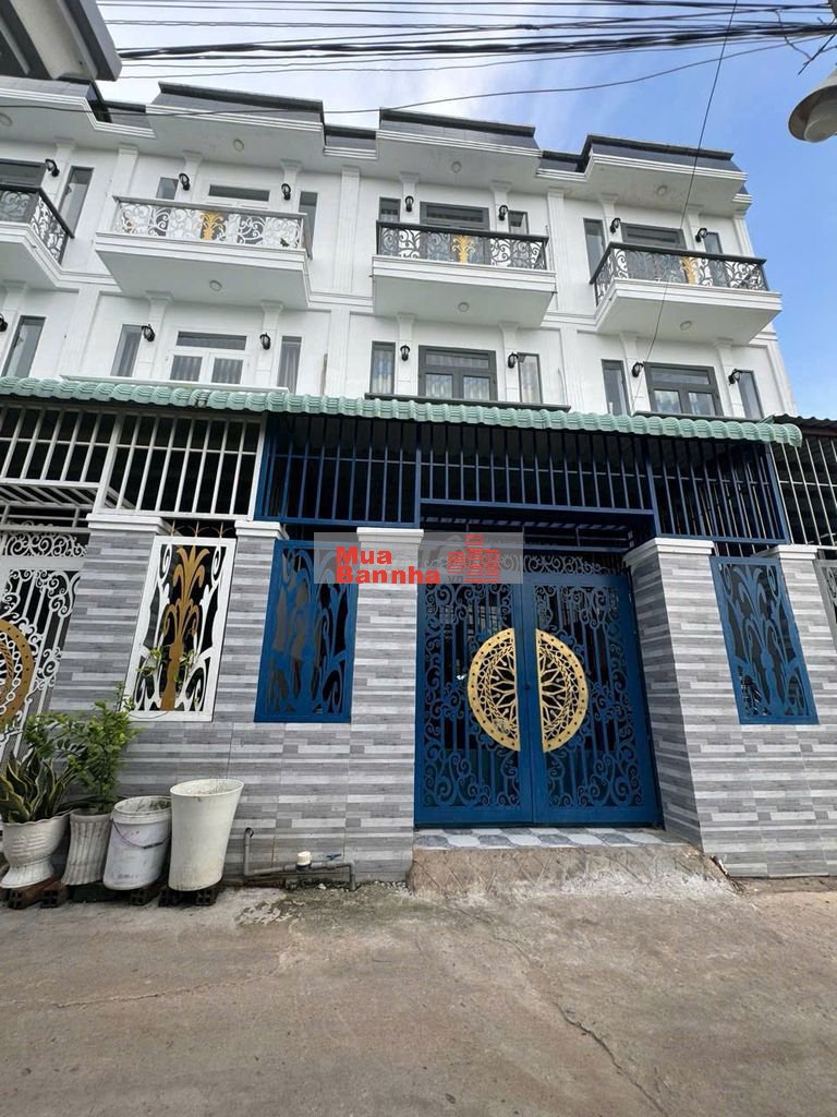 🏡 Bán nhà 2 lầu + sân thượng, trung tâm Cần Giuộc – Long An, giá tốt