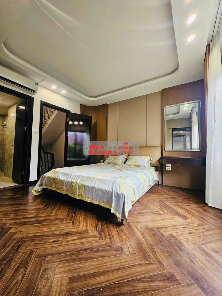 Nhỉnh 9 tỷ nhà Yên Hoà diện tích 45m2 x 4 tầng ngõ rộng kinh doanh đỉn