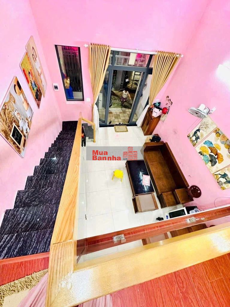 Bán nhà mới xây kiệt ô tô Tôn Đản dọn vào ở ngay