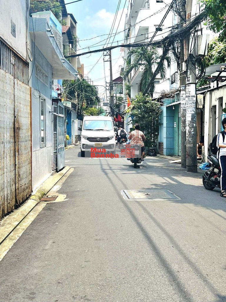 HẺM Ô TÔ 7 CHỖ - CÁCH MẶT TIỀN 2 CĂN NHÀ, 4 Tầng 4 Phòng Ngủ 4 WC