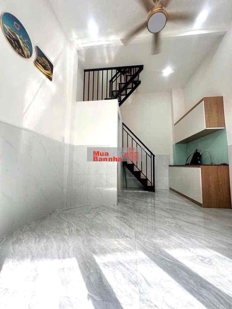 DTSD 60m. SHR . 1 trệt . 2 lầu . 2PN . 3WC