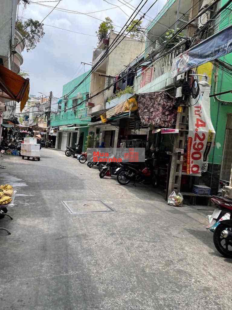 DT 30m. 1 trệt . 1 lầu . BTCT . 2PN . 2WC - Hướng ĐÔNG