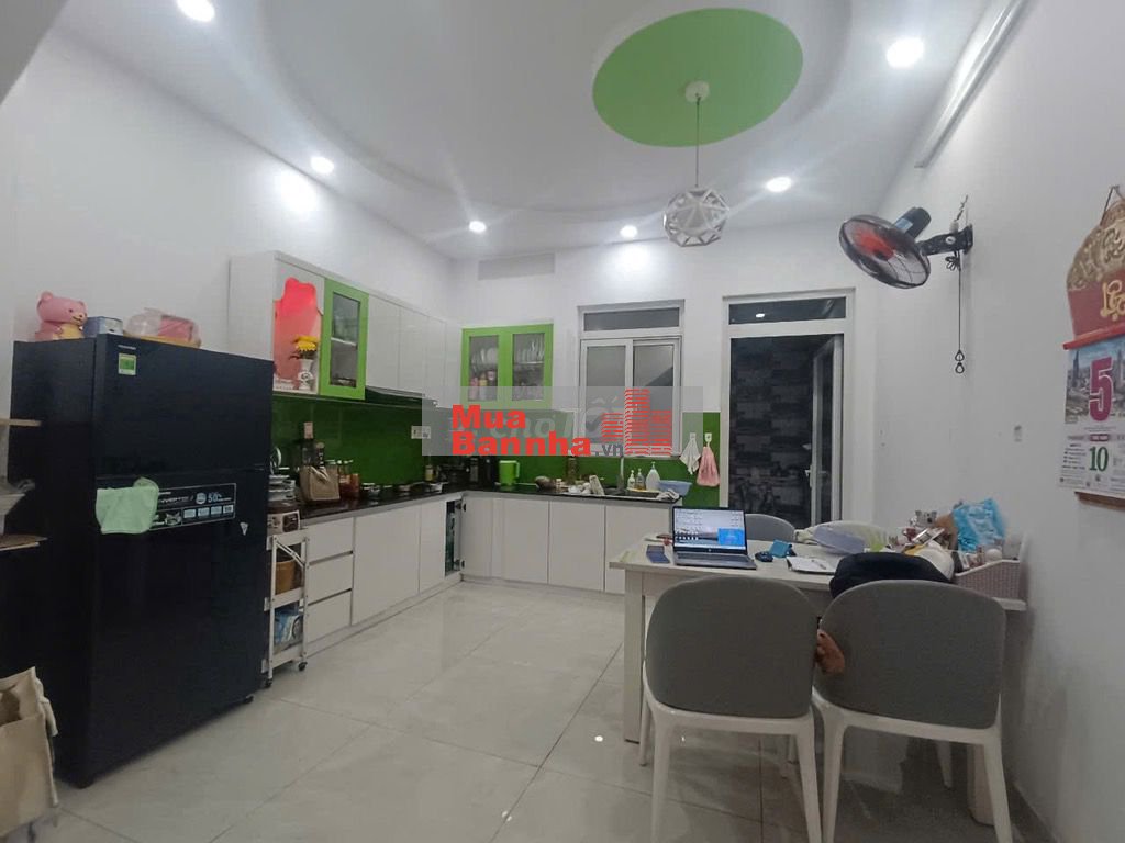 MẶT TIỀN ĐƯỜNG SỐ PHẠM THẾ HIỂN,QUẬN 8_SÁT CHỢ,FULL NỘI THẤT CHỈ 7.5TỶ