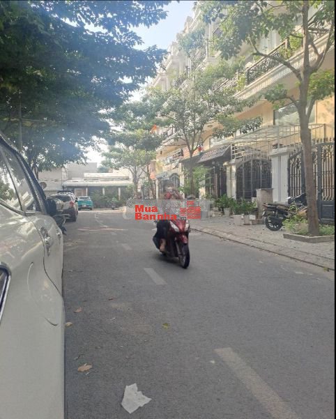 BÁN NHÀ KHU LIỀN KỀ HÀ HUY GIÁP CẦU VƯỢT NGÃ TƯ GA Q12 XE HƠI TẬN NƠI