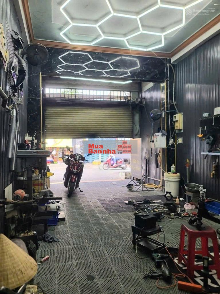 Gấp bán giảm 500tr - MT Trần Quang cơ - 80m2 - 10tr/tháng - 2 tầng