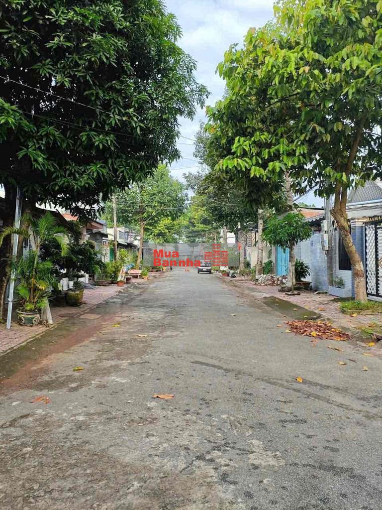 NHÀ CẤP 4 KHU DÂN CƯ PHƯỜNG TÂN HẠNH (P8 CŨ) VĨNH LONG