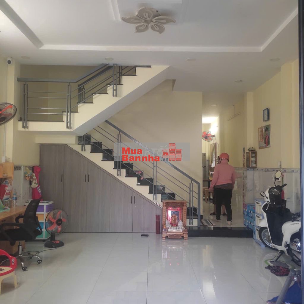 Bán nhà 5*14m lầu trệt 3pn 2wc. Hxh Tân Xuân 1. Hóc Môn