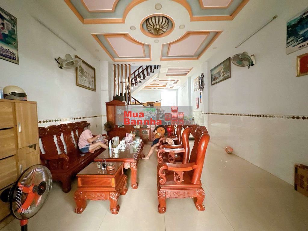 Nhà phố SHR 5m x 20m. 3 tầng hẻm 7m thông Lê Văn Khương