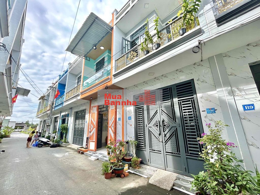 Nhà Ngộp Ngay KCn Cầu Tràm 2PN 2Wc SHR 1Ty790