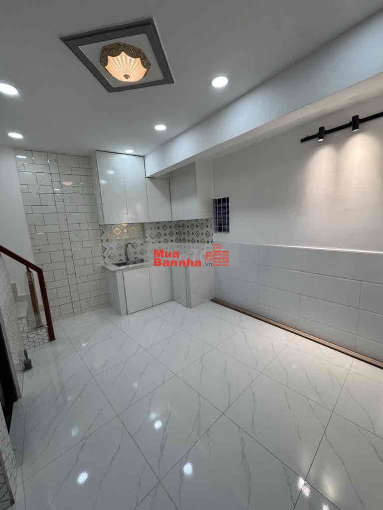 Nhà Nguyễn Văn Luông Q6