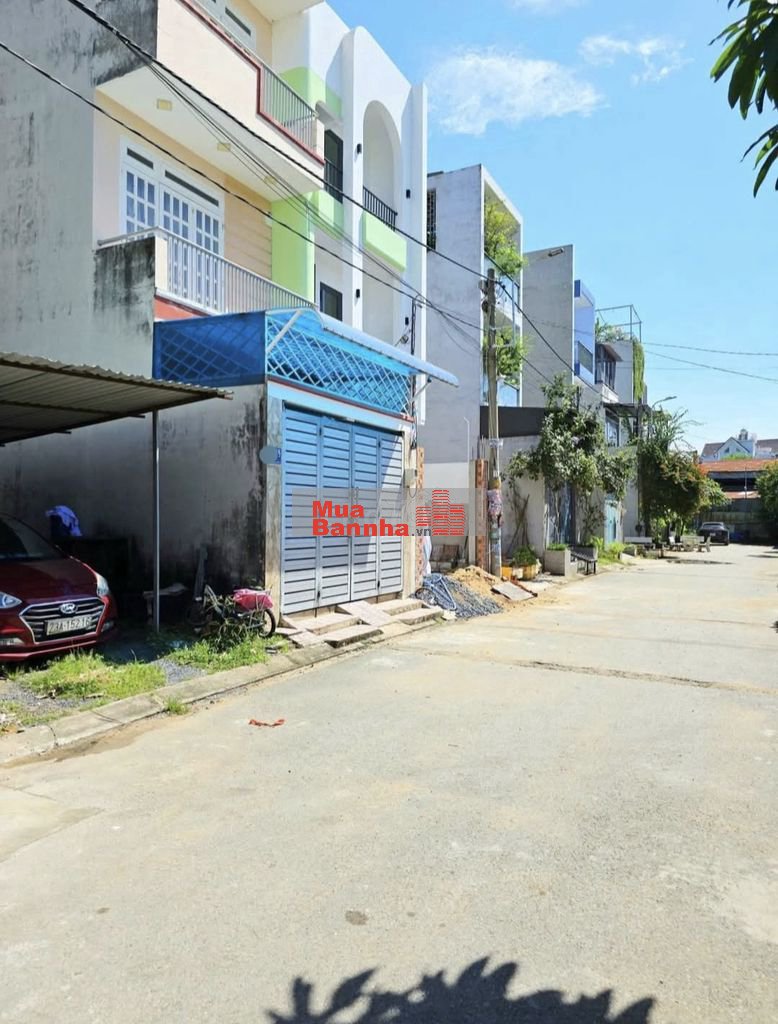 Nhà 60m2 3 tầng HXH đường Linh Đông gần Phạm Văn Đồng nhỉnh 5 tỷ