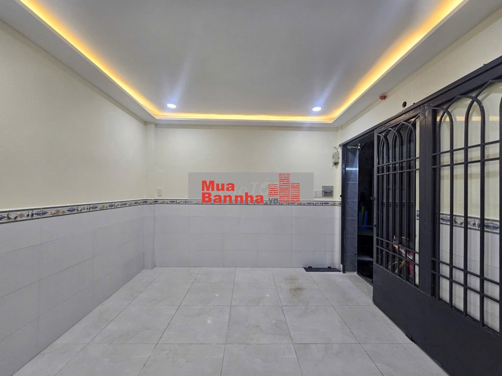 HƠN 2 TỈ XÍU LÀ CÓ NHÀ Ở NGUYỄN VĂN LUÔNG Q.6