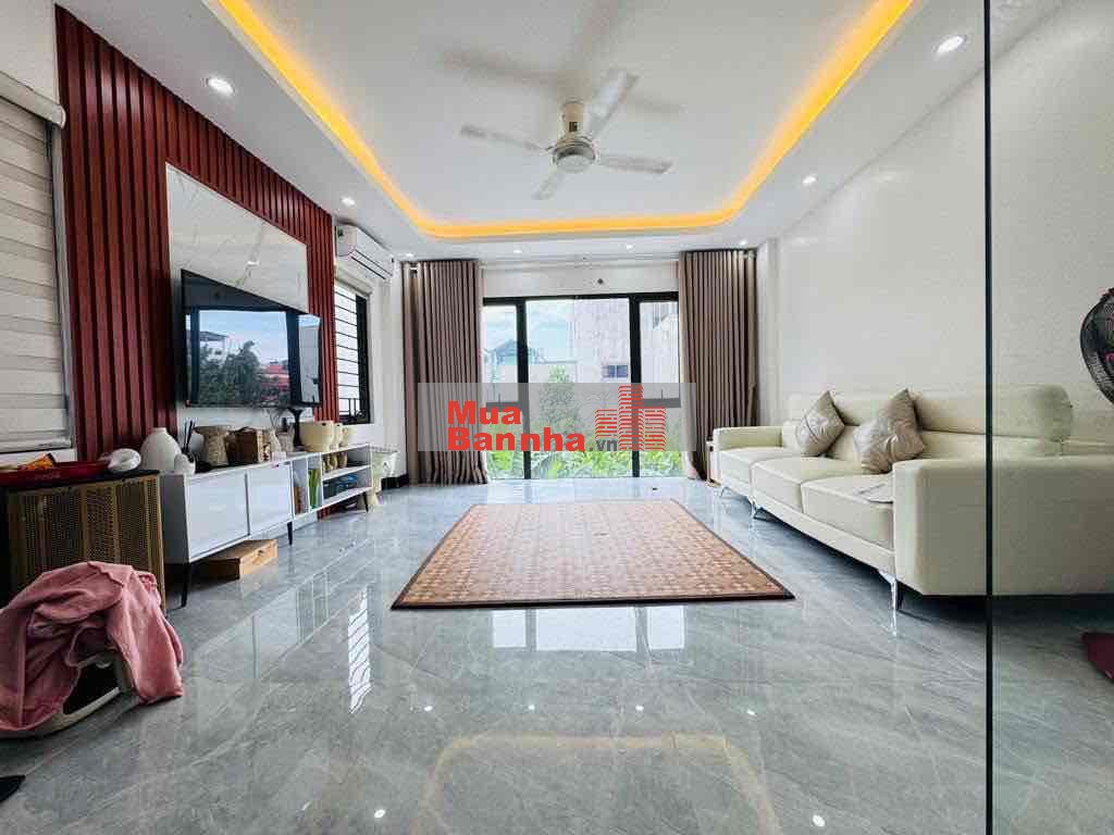 Bán nhà Phú Thượng, gần trường C3 Tây Hồ, 50m, 5 tầng 8.6 tỷ, ngõ rộng