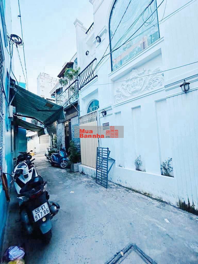 NHÀ NGỘP GẤP BÁN,Đ.HUỲNH TẤN PHÁT ,DT:30M2,CHỈ HƠN 2T.Ỷ,SÁT QUẬN 4