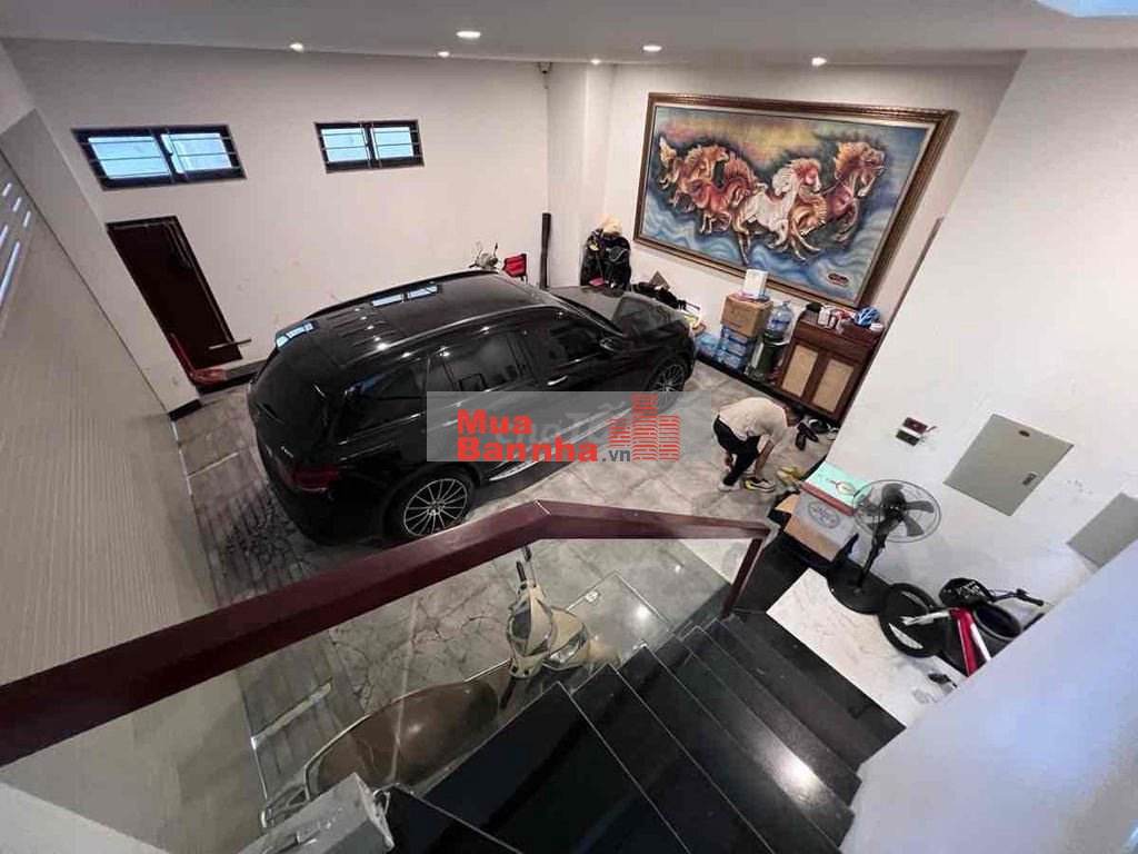 Bán nhà Trần Quang Diệu 67m², 7 tầng thang máy -33.5 tỷ mt 6m, gara .