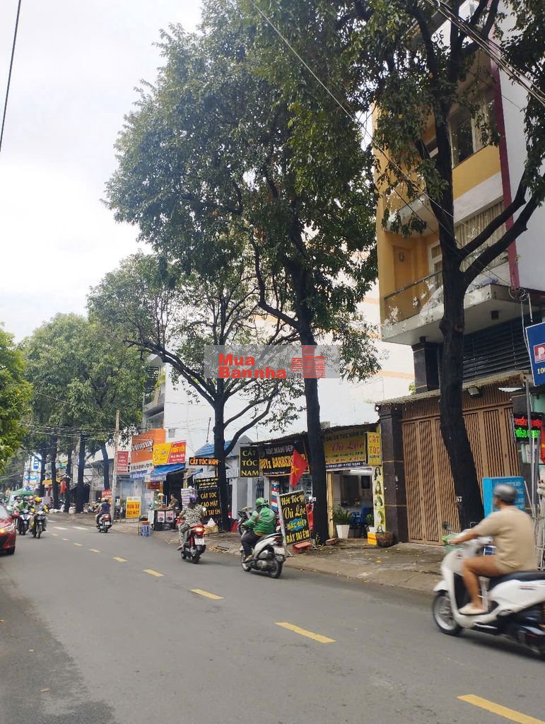 Bán Nhà Mặt Tiền Thạch Lam 72m2 - 2 tầng Kinh Doanh tốt