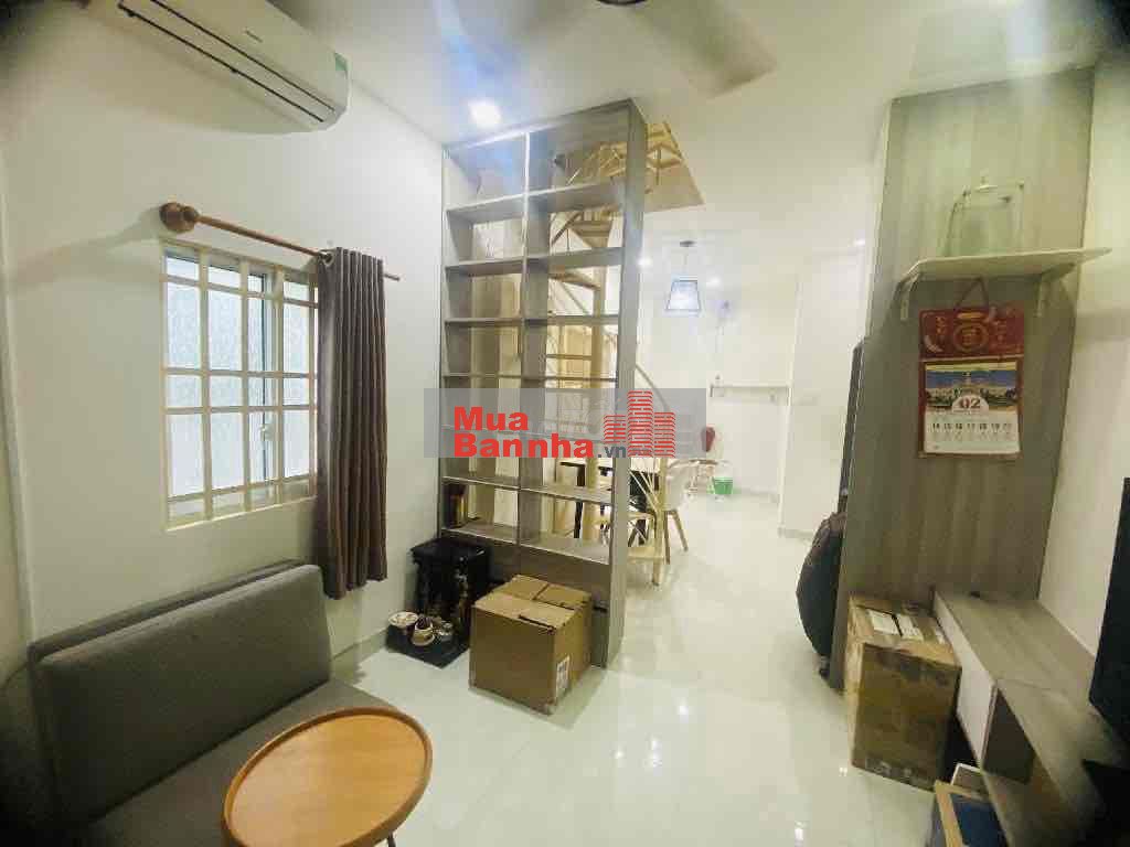 NHÀ HIẾM TT, LÔ GÓC THOÁNG - HAI BÀ TRƯNG - 22M2, 2TẦNG - 4.2TỶ