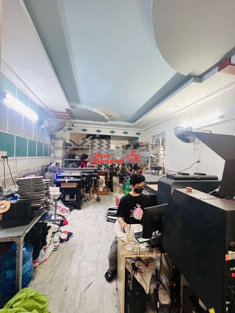 Bán nhà đường Hồng Bàng Q 6 gần Cây Gõ, hẻm thông kinh doanh được.