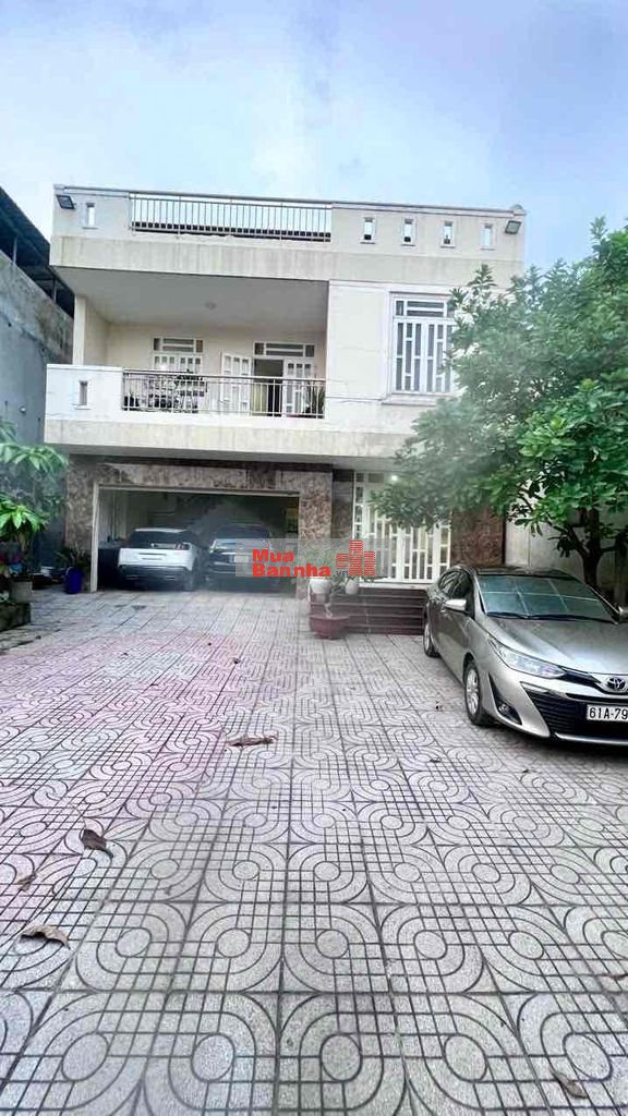 Nhà Vườn Trệt Lầu Thuận Giao 5.5tỷ sân rông rãi