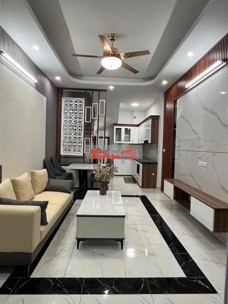 Nhà 5 Tầng Gần Cấp 3 Thạch Bàn Full Nội Thất – Nhỉnh 5 tỷ