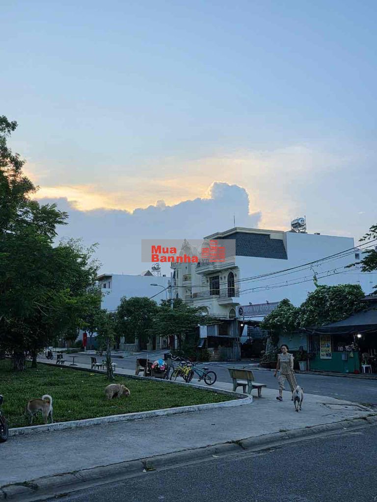 BÁN NHÀ MẶT TIỀN KHU TÊN LỬA, 4.3x22M, VIEW CÔNG VIÊN