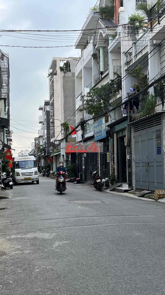 ( BHH B.Tân ) 4 Tầng Gần AEON Tân Phú - DT 66m2 - Giá 6,5 Tỷ - Hẻm Xe