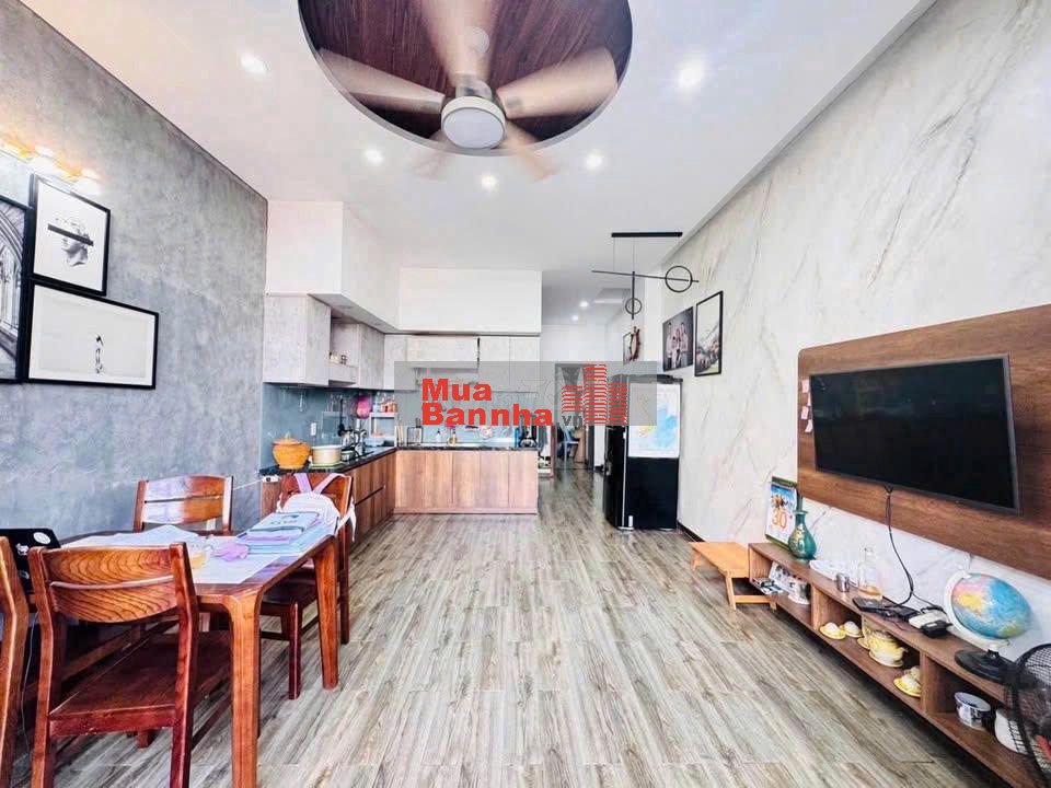 Bán nhà 60m2 giá chỉ 2.62 tỷ cách chợ thới tứ 500m