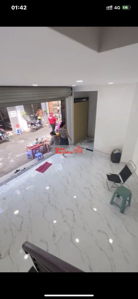 Nhà bán mặt tiền đường sơn hưng