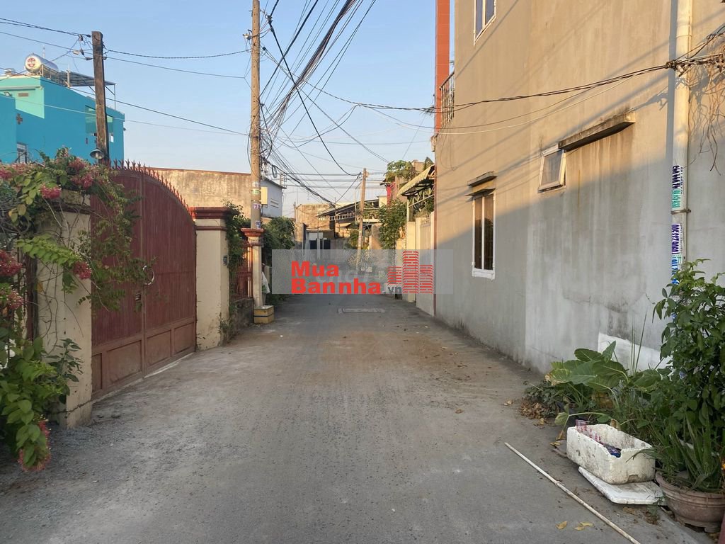 BÁN NHÀ C4 ĐƯỜNG THÔNG GÒ CÁT 121M2 5 TỶ P PHÚ HỮU Q9 SỔ HỒNG BAO SỔ