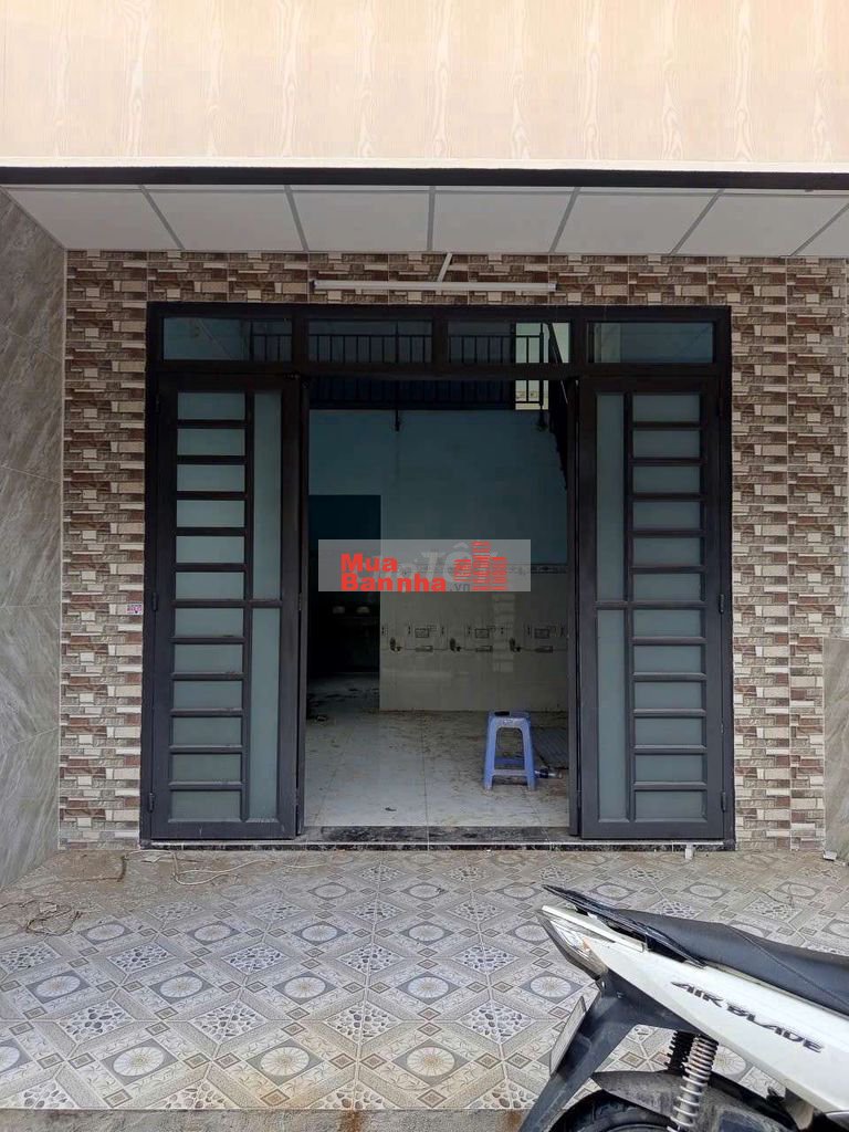 Nhà ngay ngã 3 Lò Lu, Q9, dt 40m2, giá 1.2 tỷ