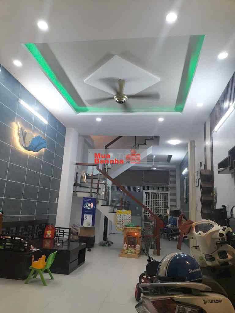 Nhà đẹp ở ngay, hẻm xe hơi chỉ 5tỉ hơn, ngay Aeon Tân phú