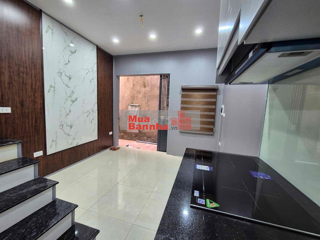 Nhỉnh 1 tỷ có nhà mới đẹp Định Công-oto 20m-Gần phố-18m*3T:2NKK