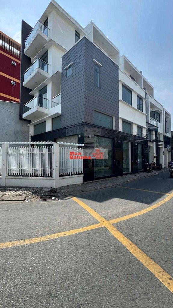 NHÀ GÓC 2 MẶT TIỀN KINH DOANH SÁT VÁCH Q.10 NHỈNH 18 TỶ