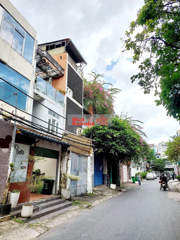 Chủ bán gấp nhà DT 72m, ngay ĐH Ngoại Thương, sát vách Quận 1, P21, BT