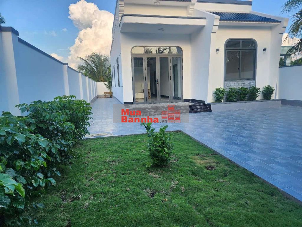 NHÀ PHƯỜNG PHÚ TÂN 300M²