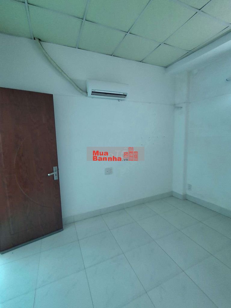 Nhà 3 tầng BTCT 56m2 cạnh Phạm Văn Chí Q6 7PN đang vay 2 tỷ giá 4 tỷ