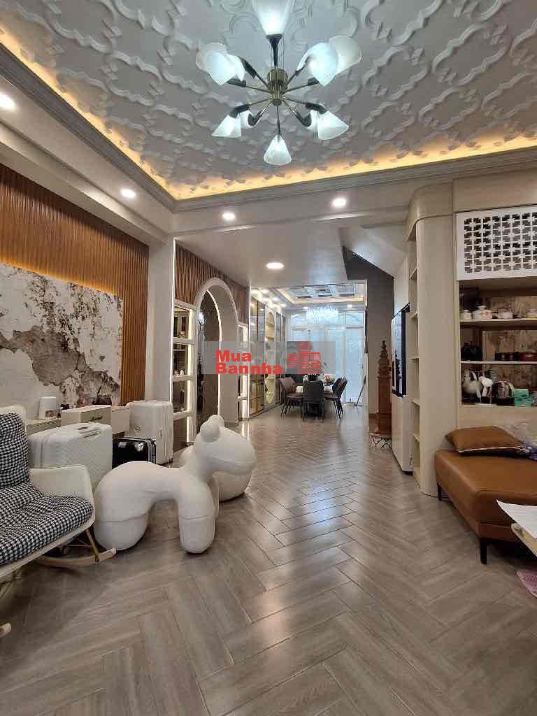 NHÀ ĐẸP LUNG LINH P. TÂN PHÚ - 3 TẦNG - 5.5x15M - 8 TỶ TÍ