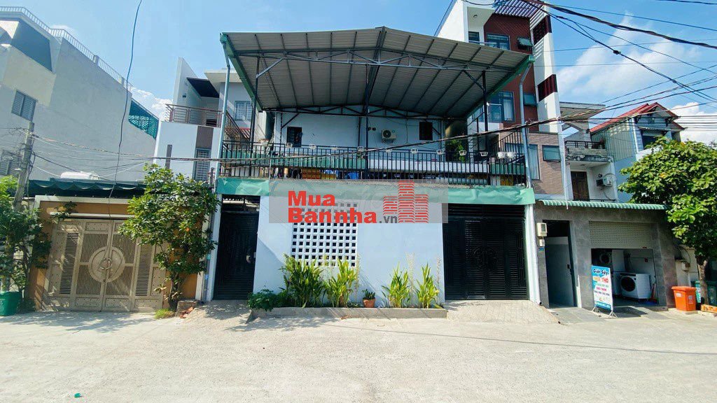 HẺM 8m, SÁT MẶT TIỀN GẦN PHẠM VĂN ĐỒNG DÒNG TIỀN 5% năm 10X25; 70tr/m2