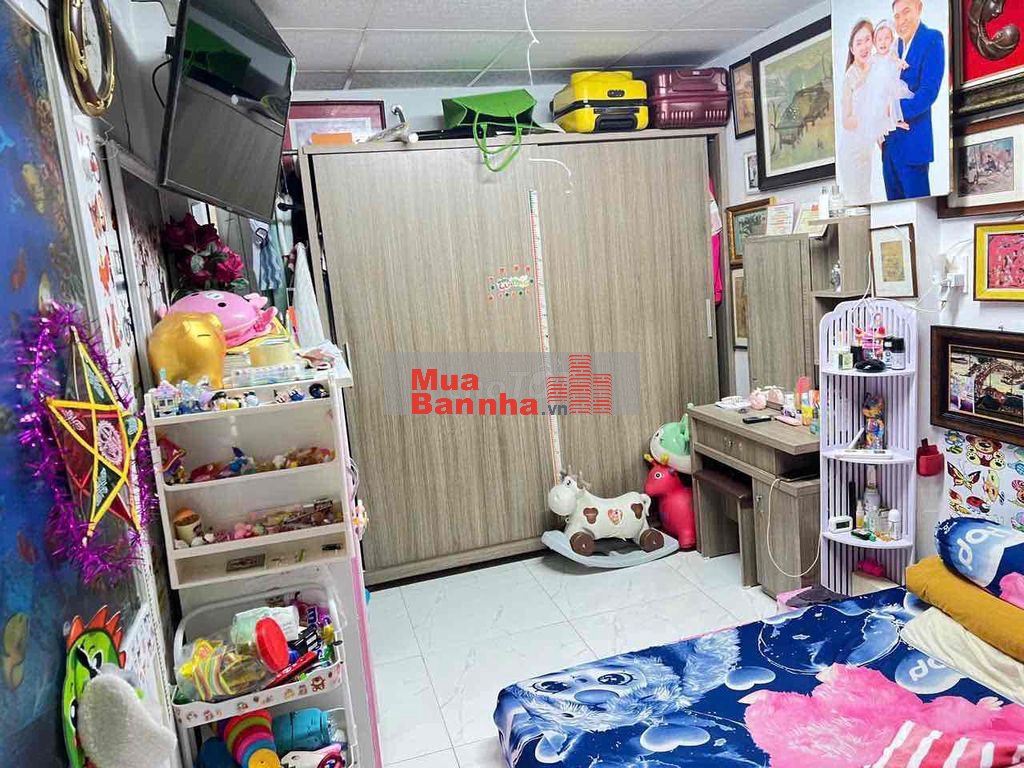 nhà có 1 lầu 4m40 x 5m Trường Chinh P15 Quận Tân Bình