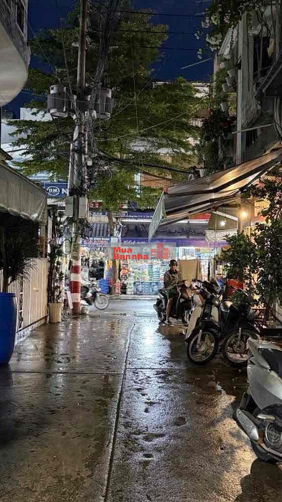 Hẻm Đồng Đen, 4.2X8M, khu bàu cát phố ẩm thực đồng đen